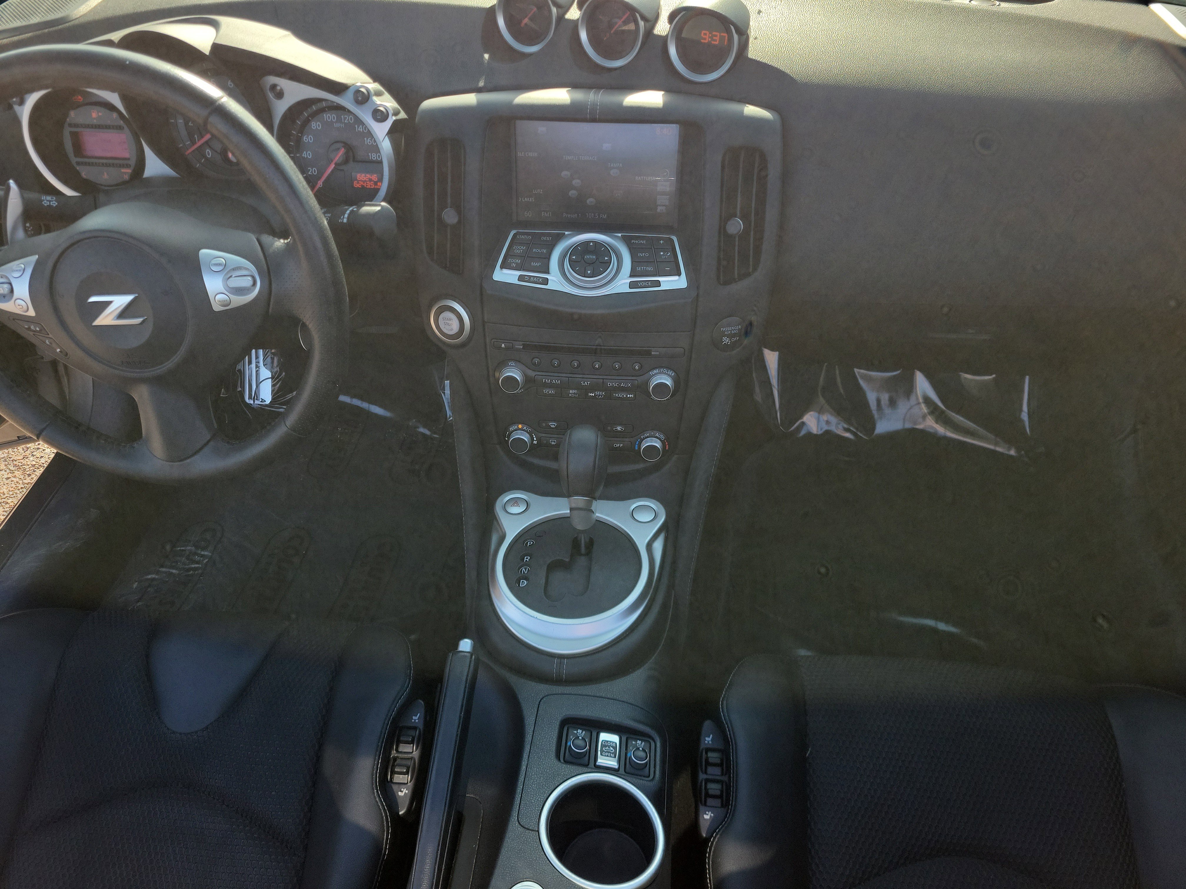 Used 2018 Nissan 370Z Touring Sport image 15