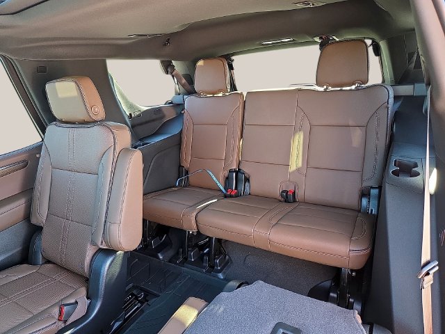 New 2027 Chevrolet Tahoe High Country AWD/4WD image 13