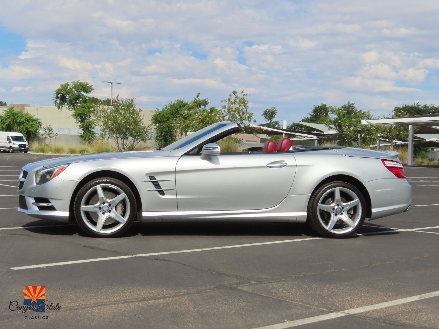 Used 2013 Mercedes-Benz SL 550 image 11