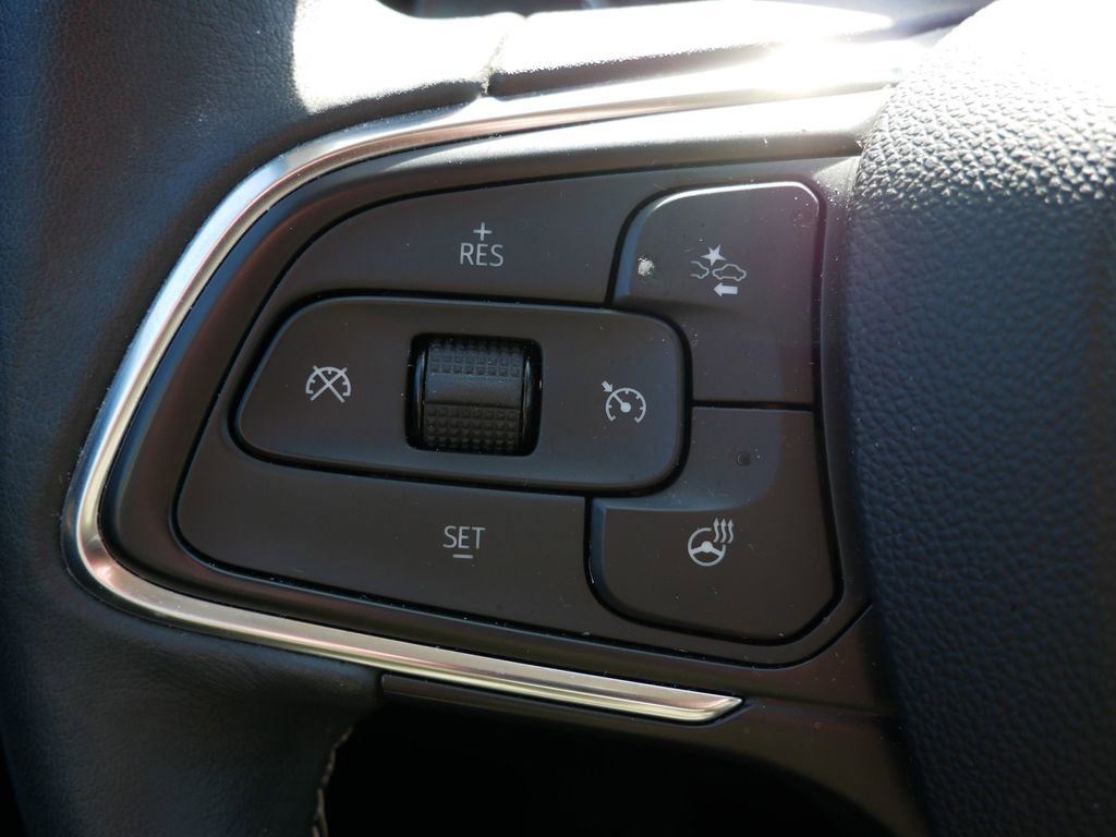 Used 2023 Buick Envision Preferred image 23