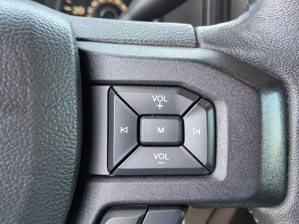 Used 2020 Ford F150 XLT w/ Equipment Group 302A Luxury RWD image 18