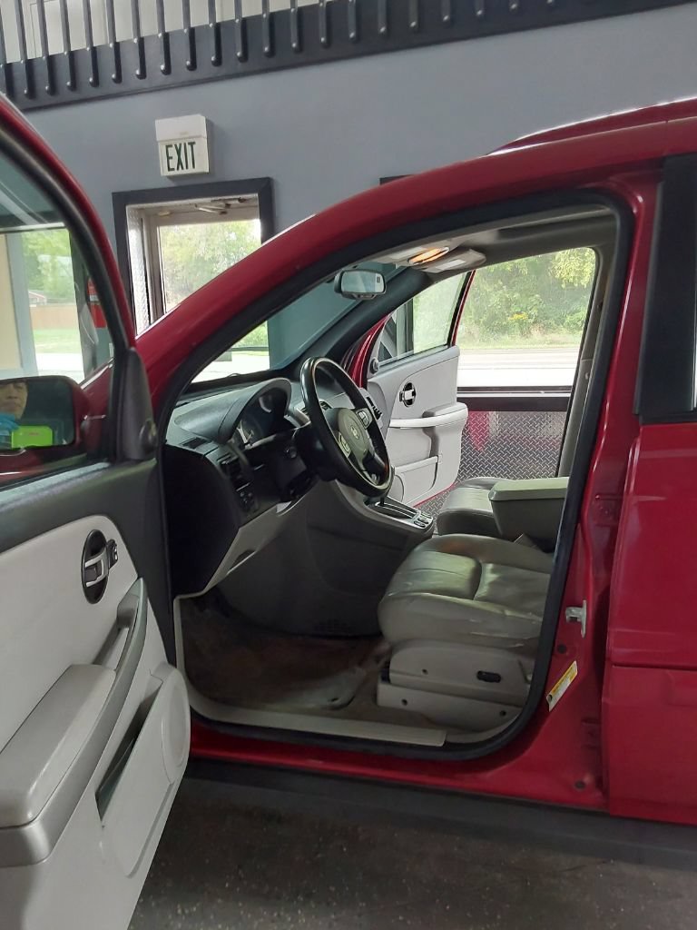 Used 2006 Chevrolet Equinox LT w/ LT Preferred Equipment Group AWD/4WD image 14