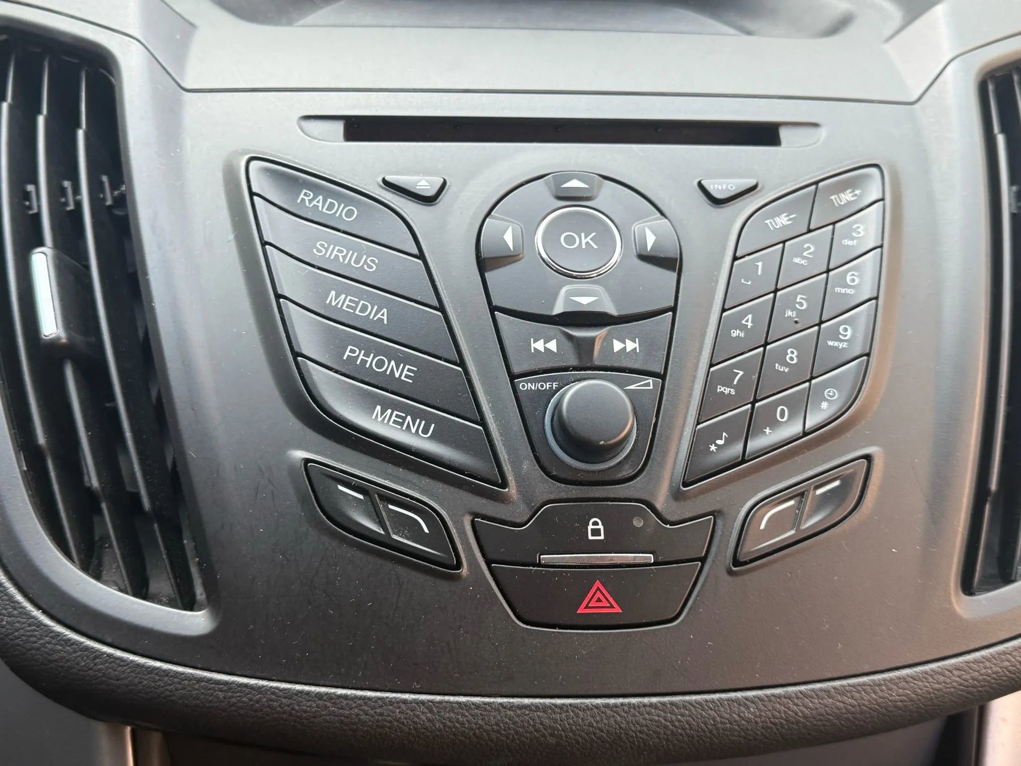 Used 2013 Ford Escape SE image 26