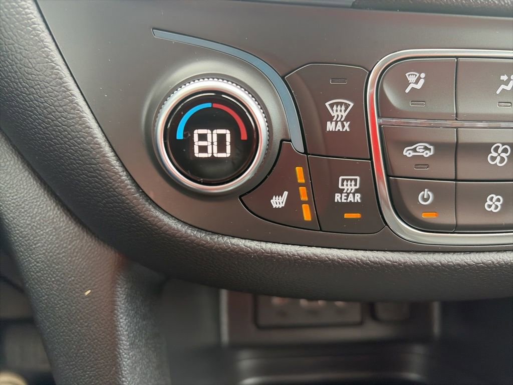 Used 2022 Chevrolet Equinox LT AWD/4WD image 32