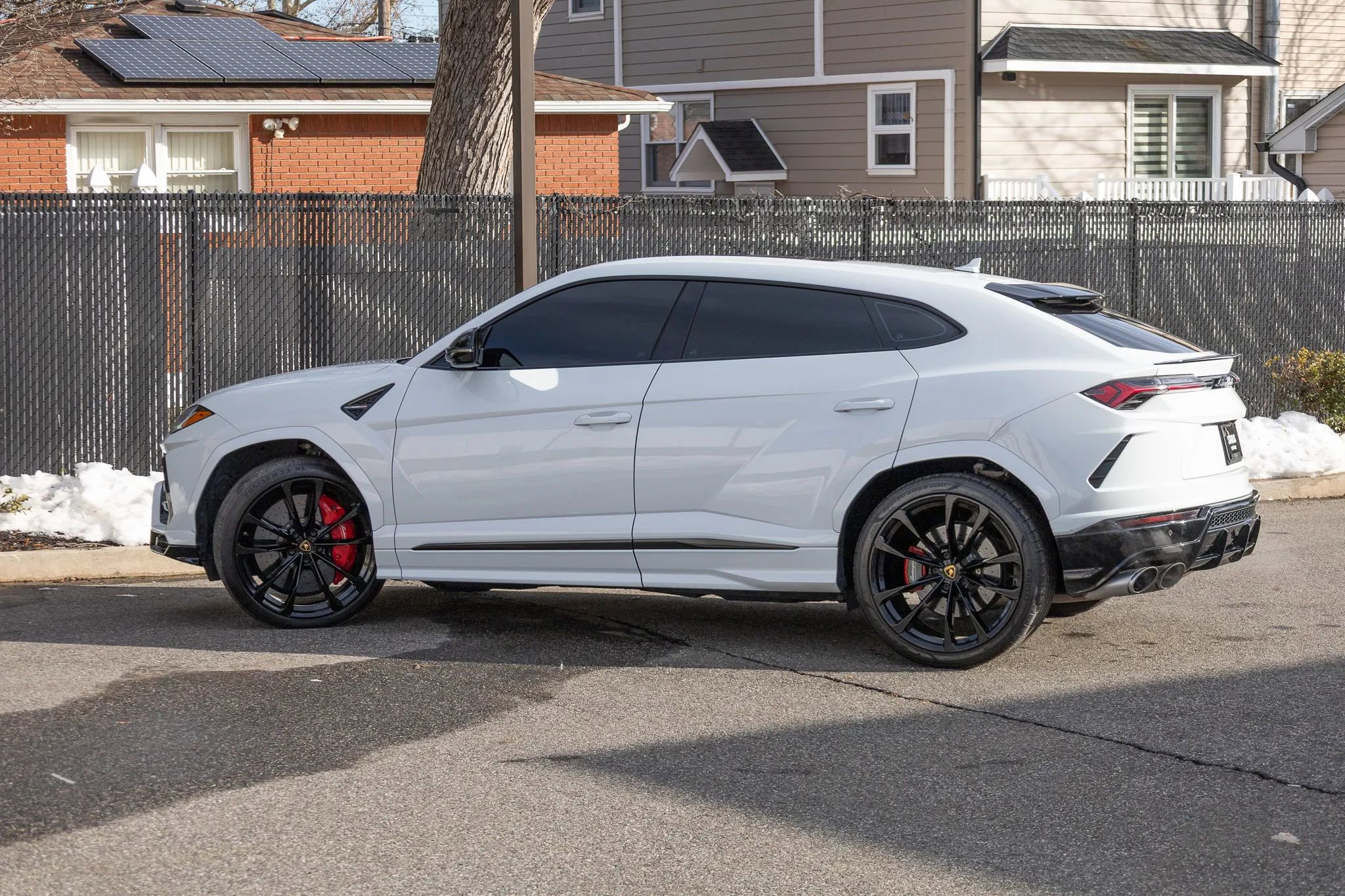 Used 2022 Lamborghini Urus image 27