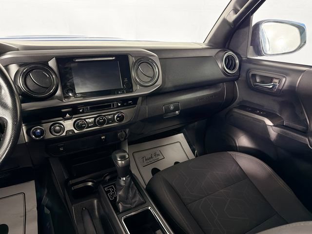 Used 2016 Toyota Tacoma SR5 AWD/4WD image 23