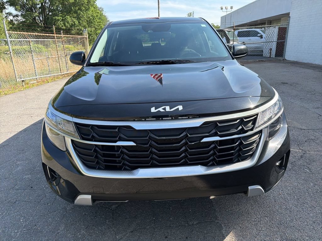 Used 2026 Kia Seltos EX FWD image 7