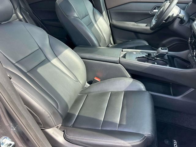 Used 2023 Nissan Rogue SL image 24