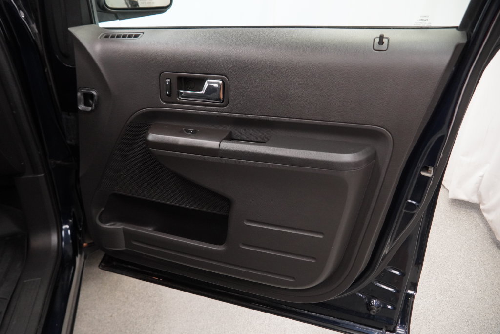 Used 2010 Ford Edge SEL FWD image 36