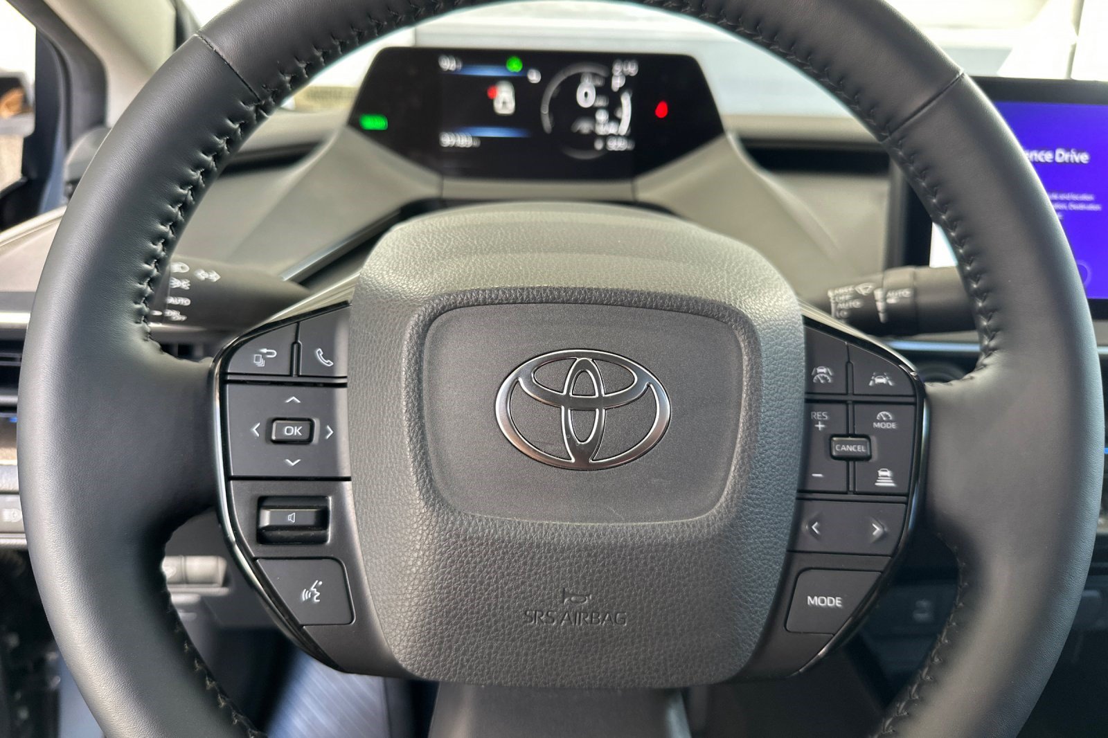Used 2024 Toyota Prius Limited w/ Limited Premium Package AWD/4WD image 29