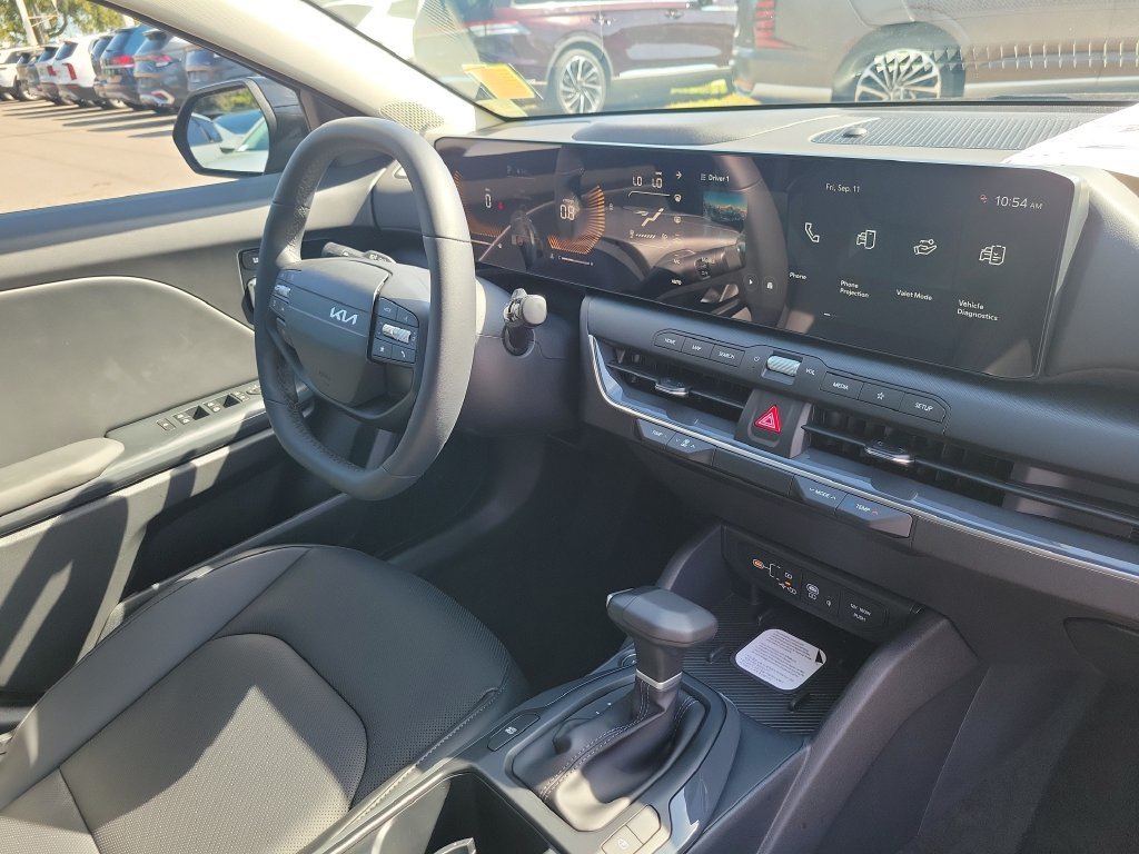 New 2026 Kia K4 EX FWD image 8