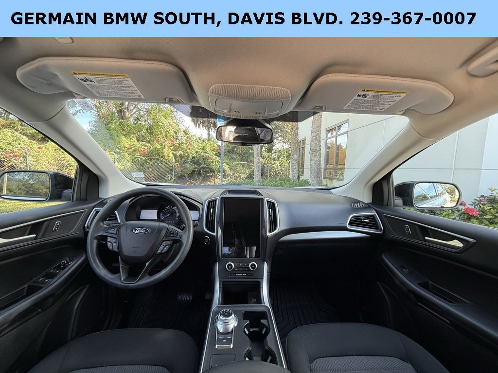 Used 2022 Ford Edge SE w/ Black Appearance Package image 18