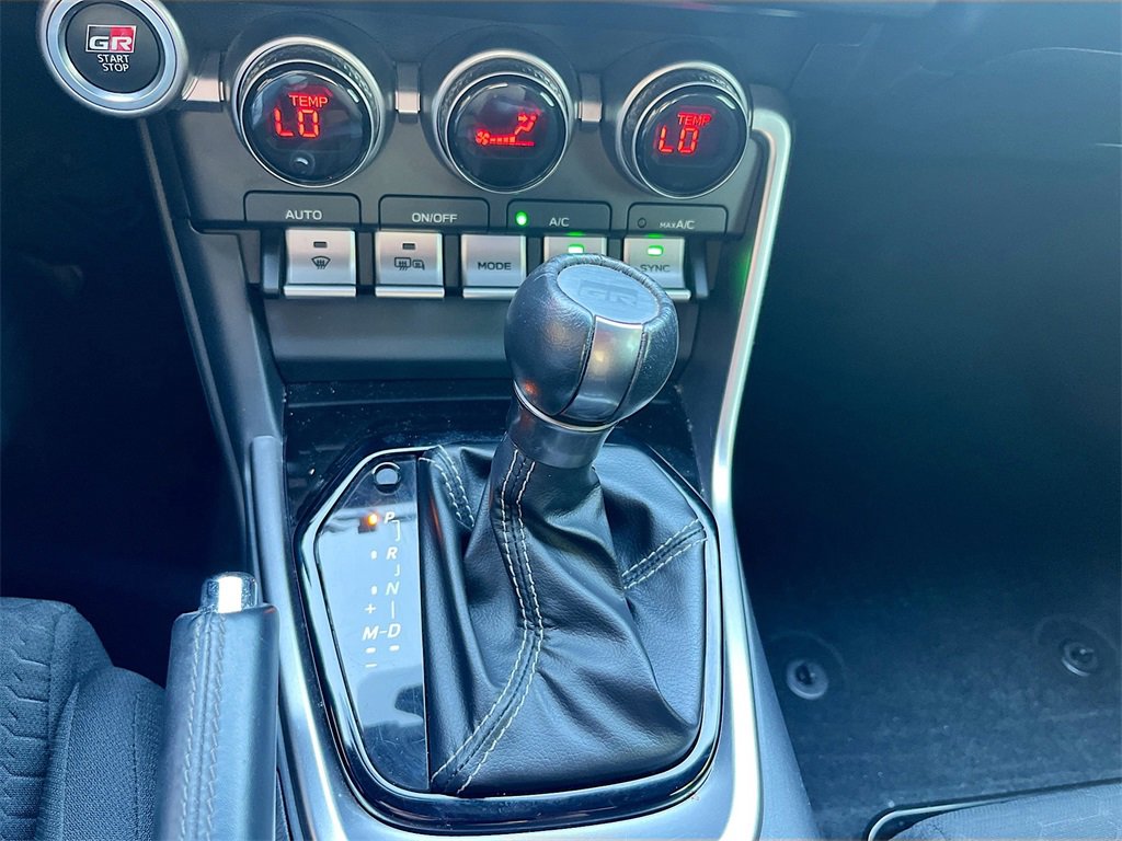 Used 2022 Toyota GR86 image 16