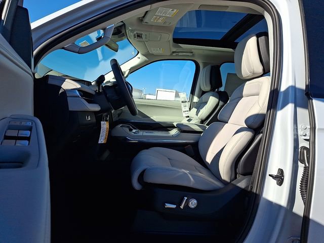 New 2026 Lincoln Navigator L Reserve w/ Jet Appearance Package image 6