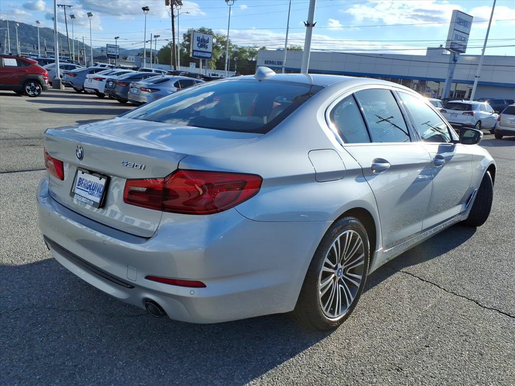Used 2019 BMW 530i w/ Convenience Package RWD image 4