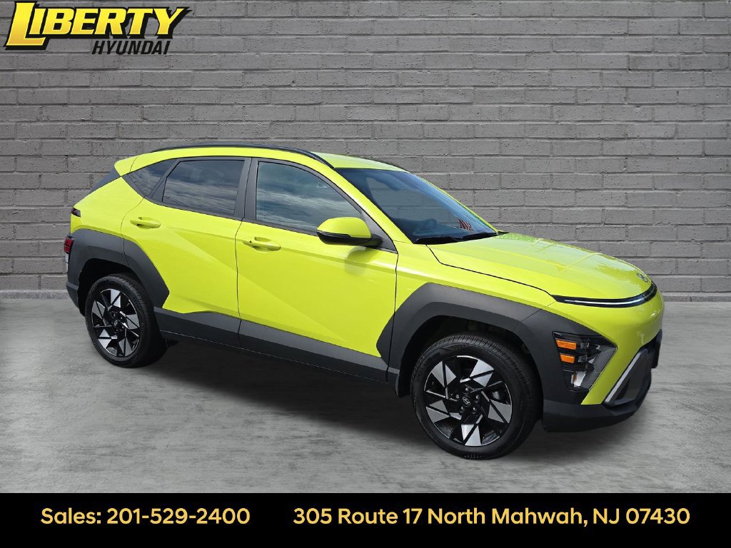 Certified 2024 Hyundai Kona SEL AWD/4WD image 2