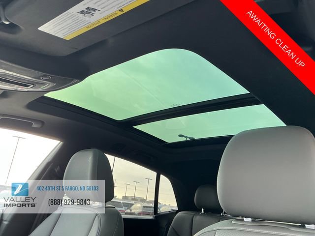 Used 2021 Audi Q8 Prestige w/ Prestige Package image 12