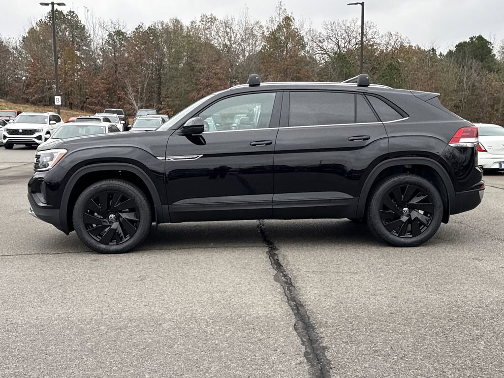New 2026 Volkswagen Atlas Cross Sport SE image 2