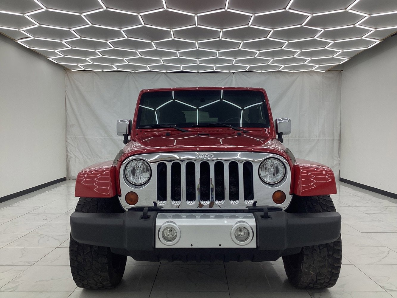 Used 2011 Jeep Wrangler Unlimited Sahara image 5