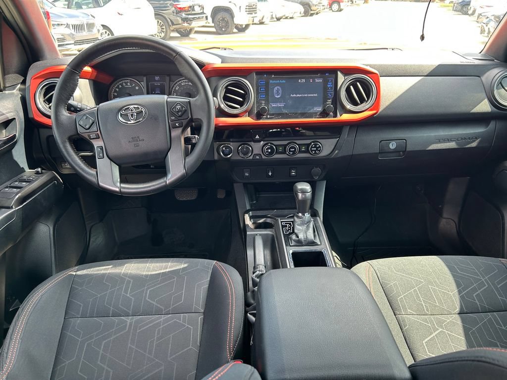 Used 2016 Toyota Tacoma TRD Sport w/ Towing Package AWD/4WD image 19