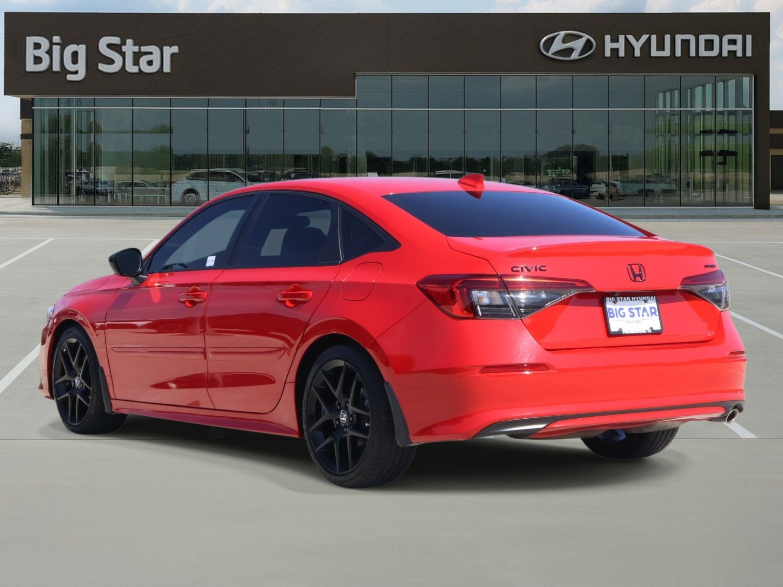 Used 2023 Honda Civic Sport image 3