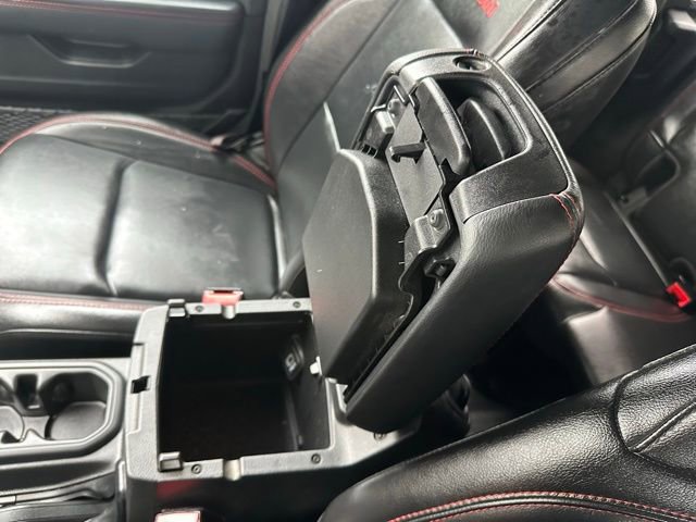 Used 2023 Jeep Wrangler Unlimited Rubicon w/ Cold Weather Group image 27