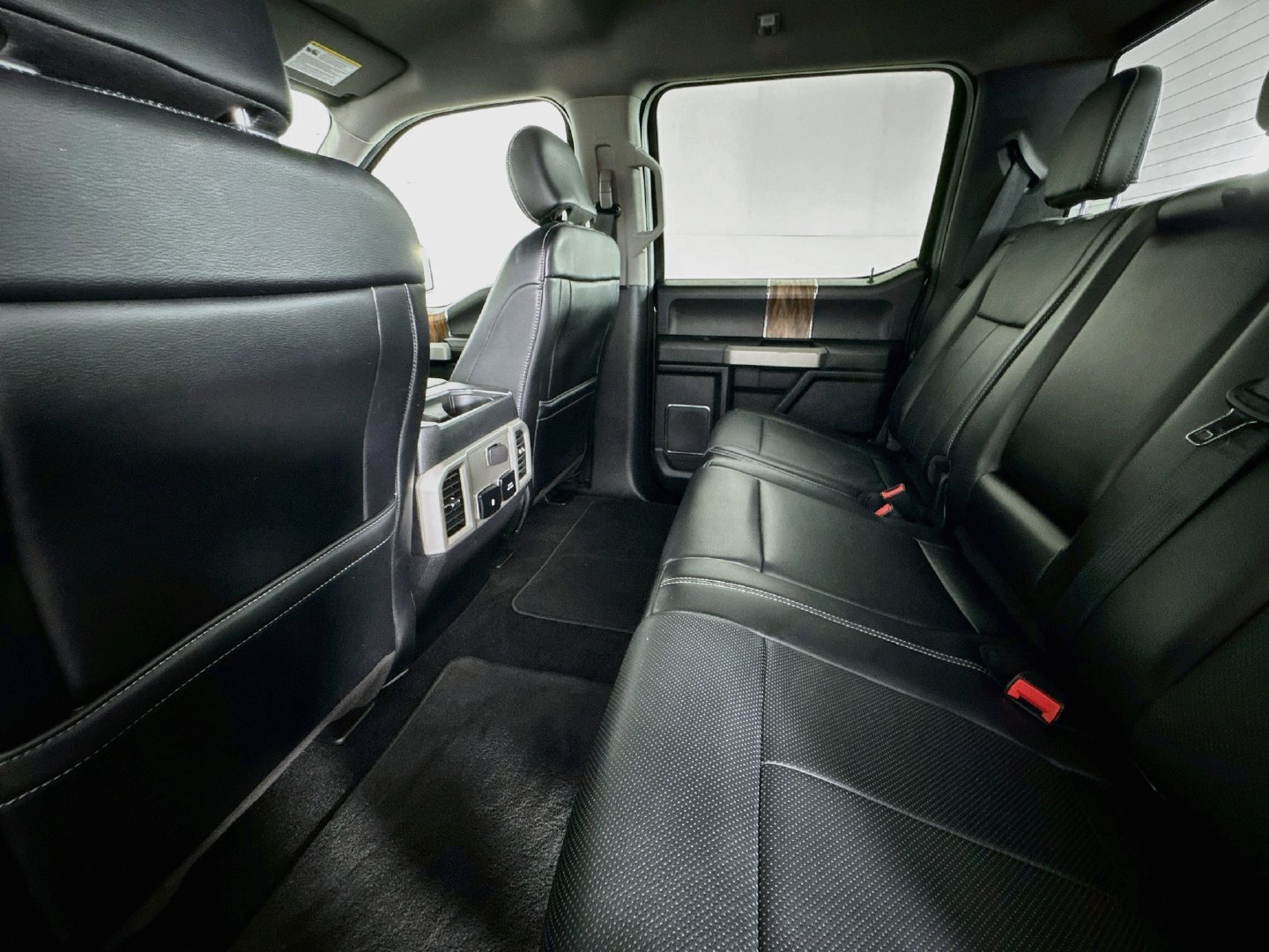 Used 2018 Ford F150 Lariat w/ Equipment Group 501A Mid RWD image 22
