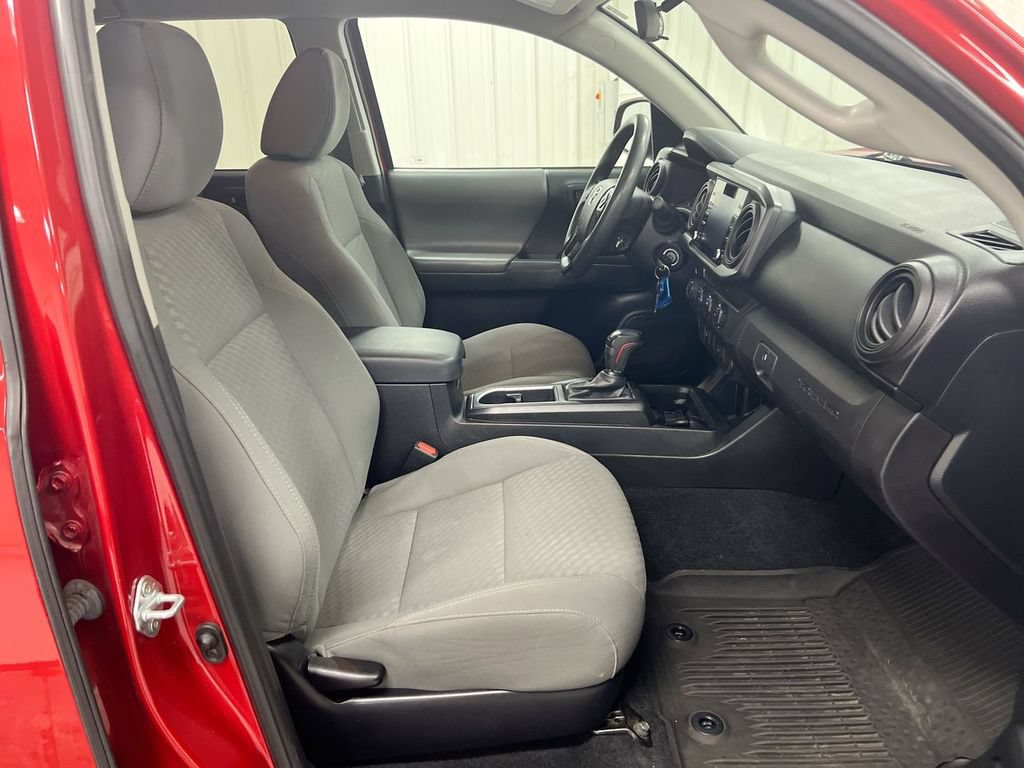 Used 2021 Toyota Tacoma SR AWD/4WD image 21