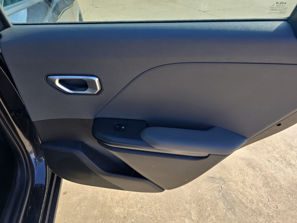 Used 2025 Kia K4 FWD image 15