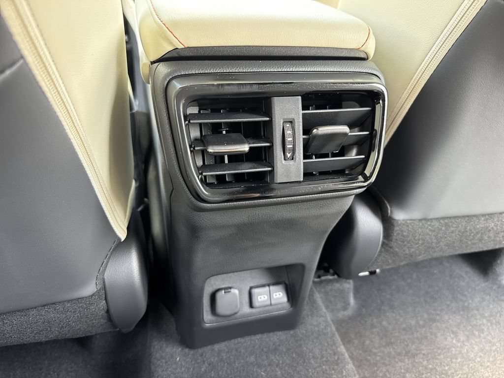 Used 2024 Lexus NX 250 FWD image 37