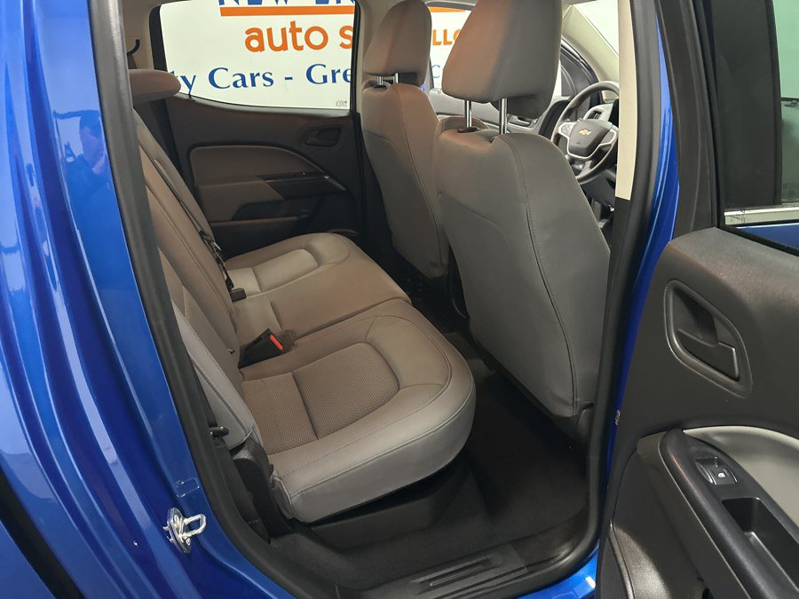 Used 2019 Chevrolet Colorado W/T AWD/4WD image 15