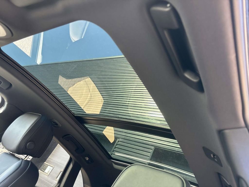 New 2026 Porsche Macan image 39