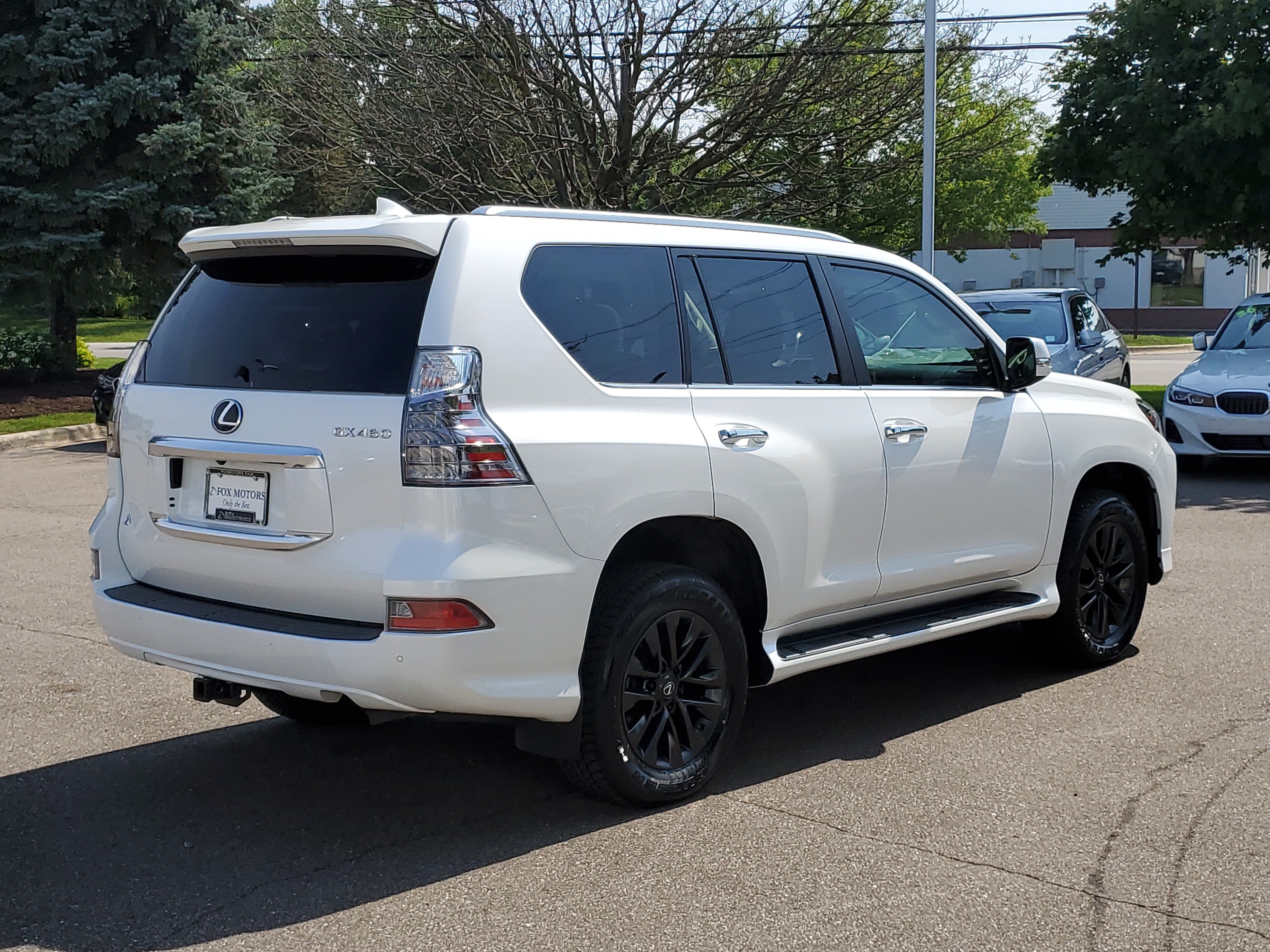 Used 2021 Lexus GX 460 Premium w/ Premium Package AWD/4WD image 3