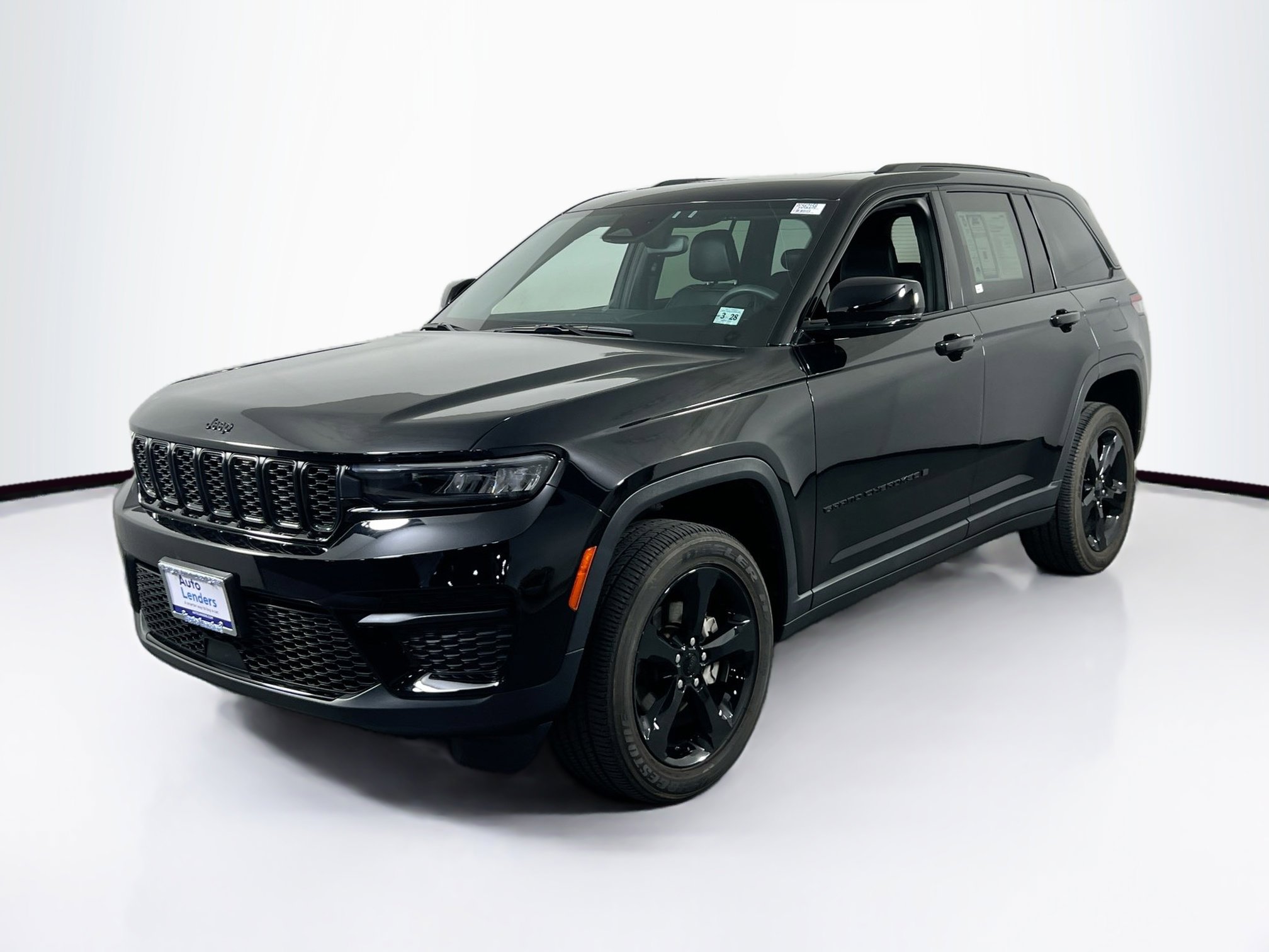 Used 2023 Jeep Grand Cherokee Altitude