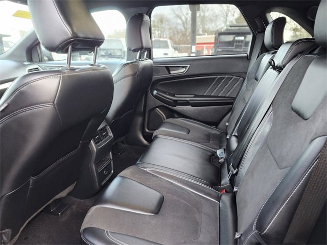 Certified 2022 Ford Edge ST image 16