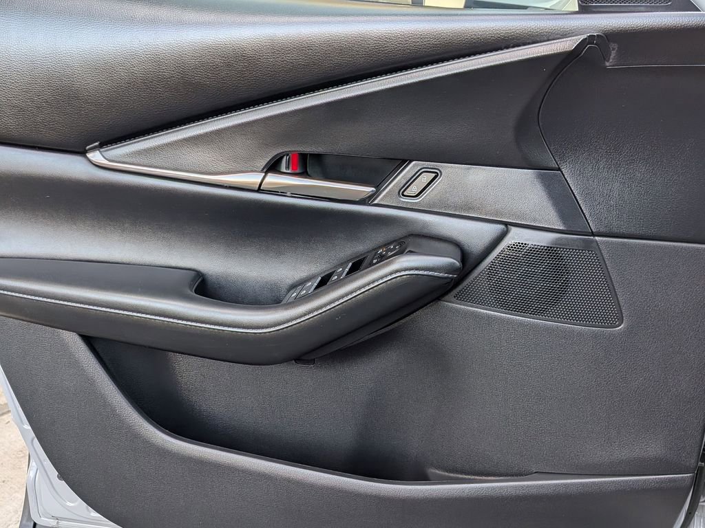 Used 2025 MAZDA CX-30 AWD 2.5 S w/ Preferred Package image 11