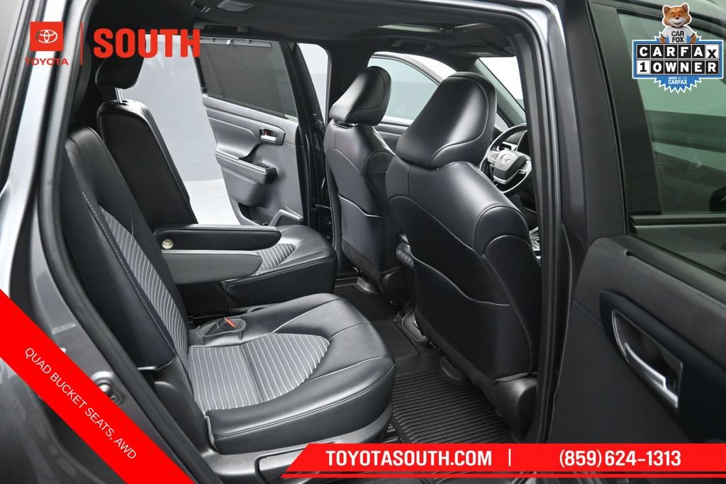 Used 2023 Toyota Highlander XSE AWD/4WD image 35