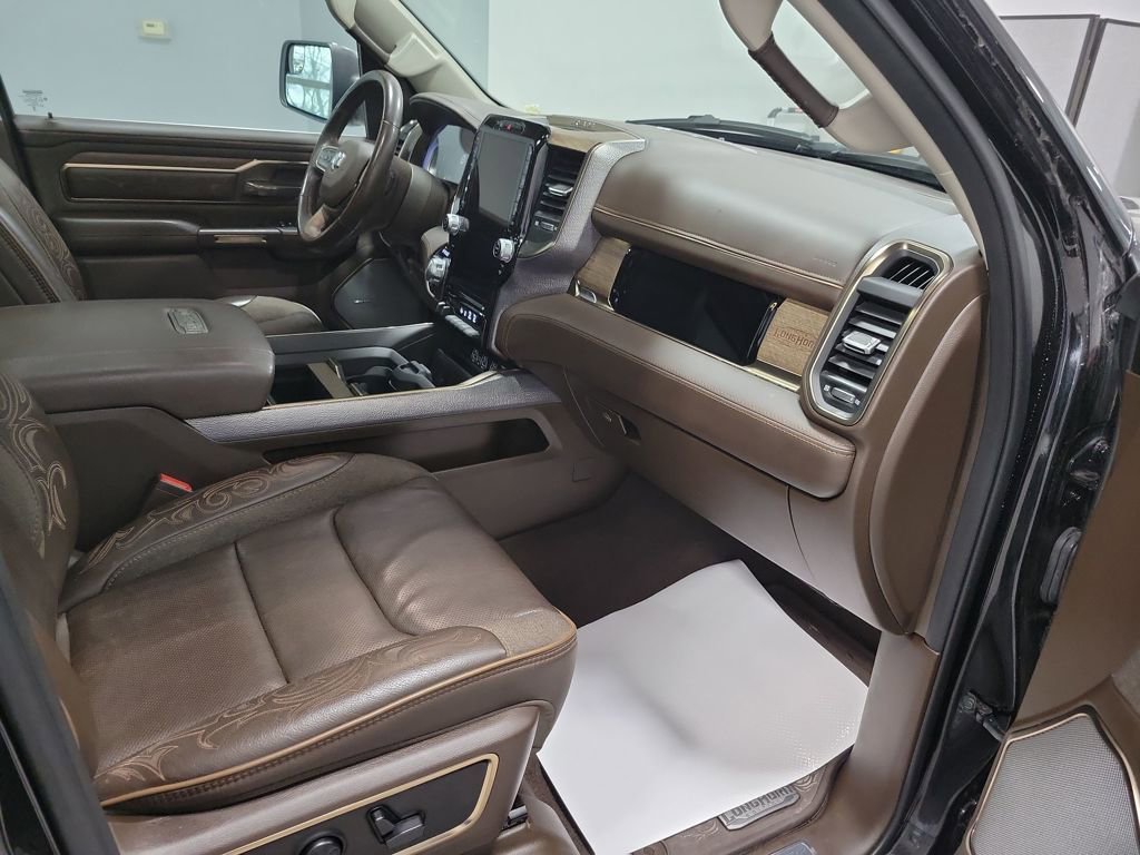 Used 2025 RAM 1500 Limited AWD/4WD image 23
