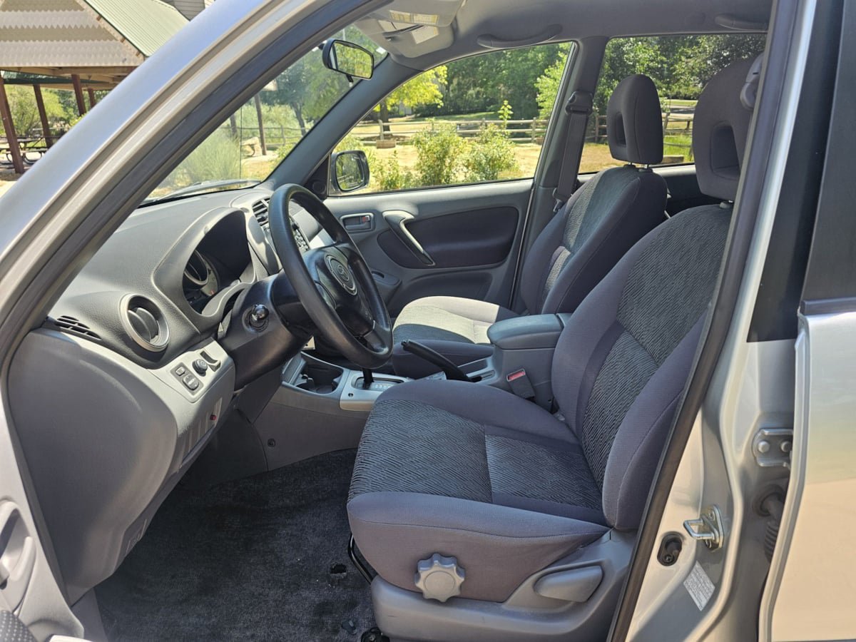 Used 2001 Toyota RAV4 2WD image 9