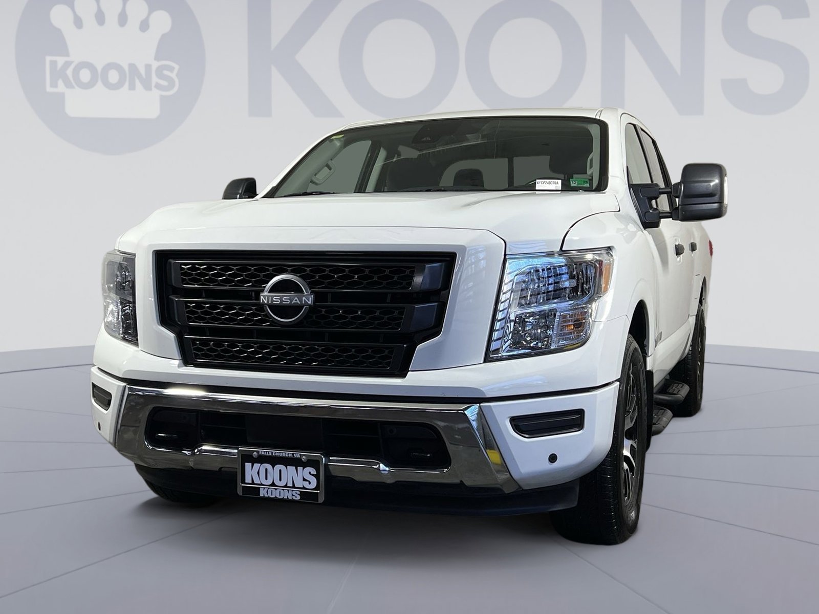 Used 2024 Nissan Titan SV w/ SV Convenience Package