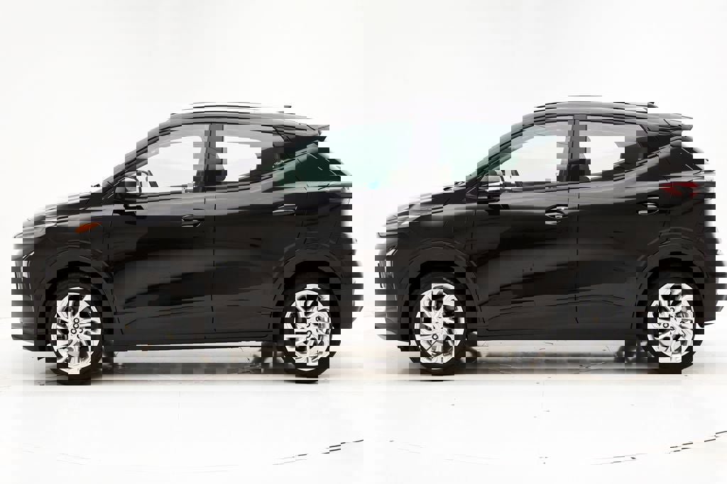 Used 2023 Chevrolet Bolt EUV LT w/ Comfort Package image 5