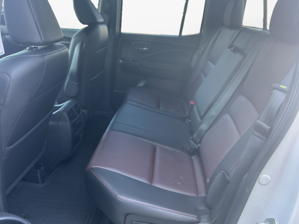 Used 2023 Honda Ridgeline Black Edition image 16