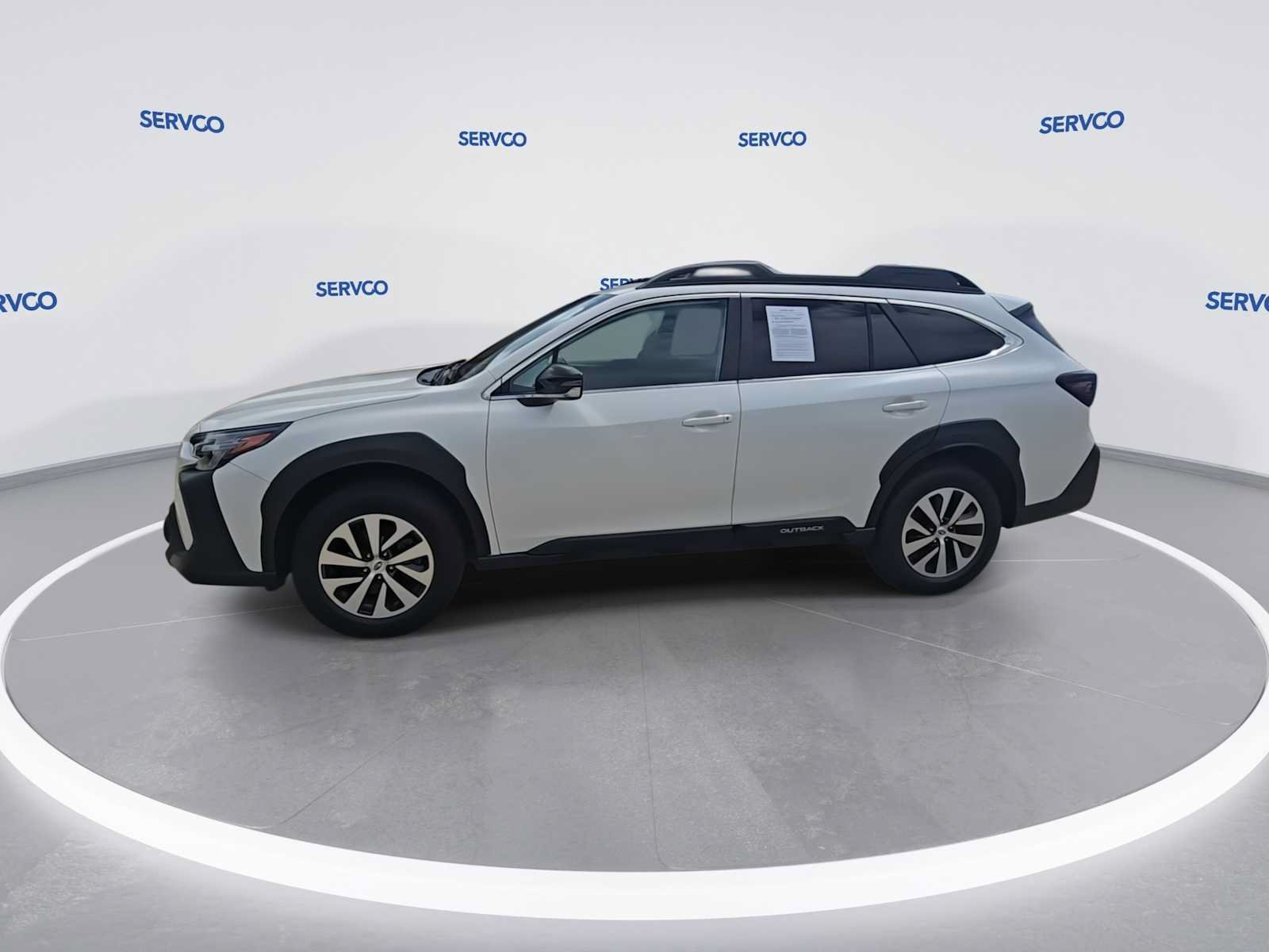 Used 2023 Subaru Outback Premium AWD/4WD image 5