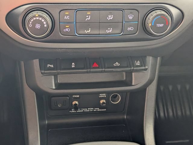 Used 2022 Chevrolet Colorado LT w/ Fleet Safety Package RWD image 23