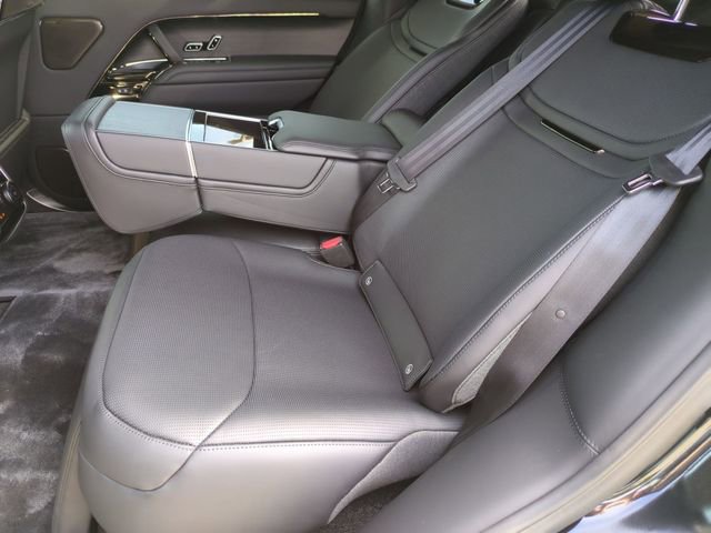 New 2026 Land Rover Range Rover SV AWD/4WD image 15