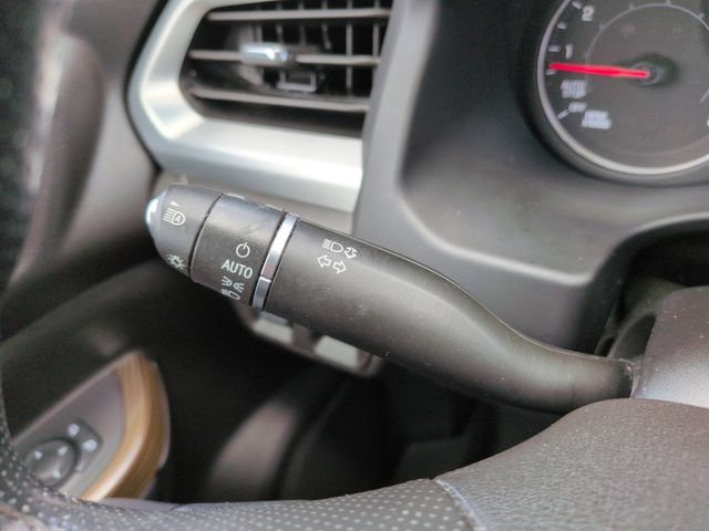 Used 2021 GMC Acadia SLE w/ Driver Convenience Package FWD image 37