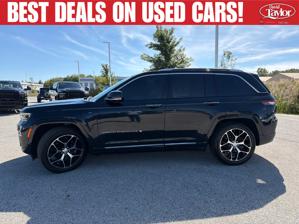 Used 2022 Jeep Grand Cherokee Summit AWD/4WD image 7