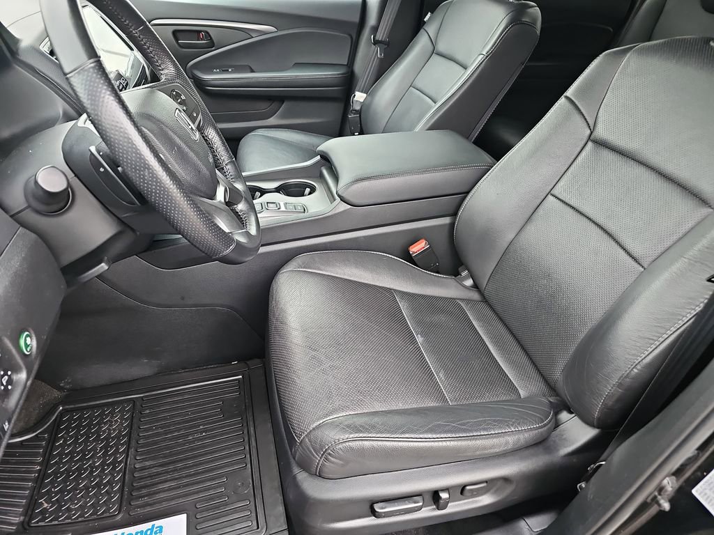 Used 2024 Honda Passport EX-L image 18