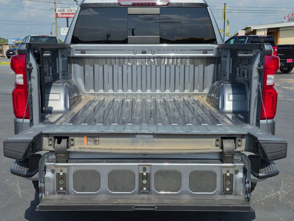 Used 2021 Chevrolet Silverado 1500 LTZ w/ Safety Package II AWD/4WD image 9