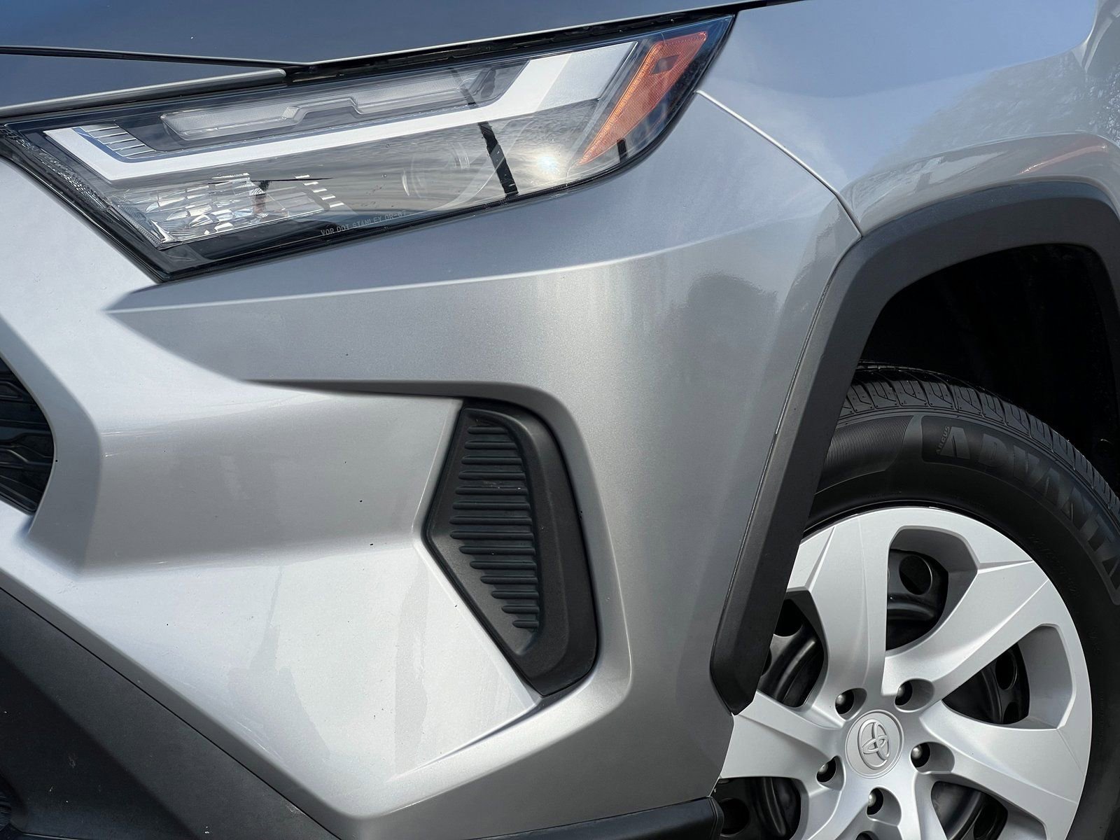 Used 2024 Toyota RAV4 LE image 10